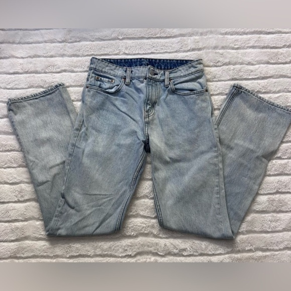 MTWTFSS Weekday Light Wash Jeans